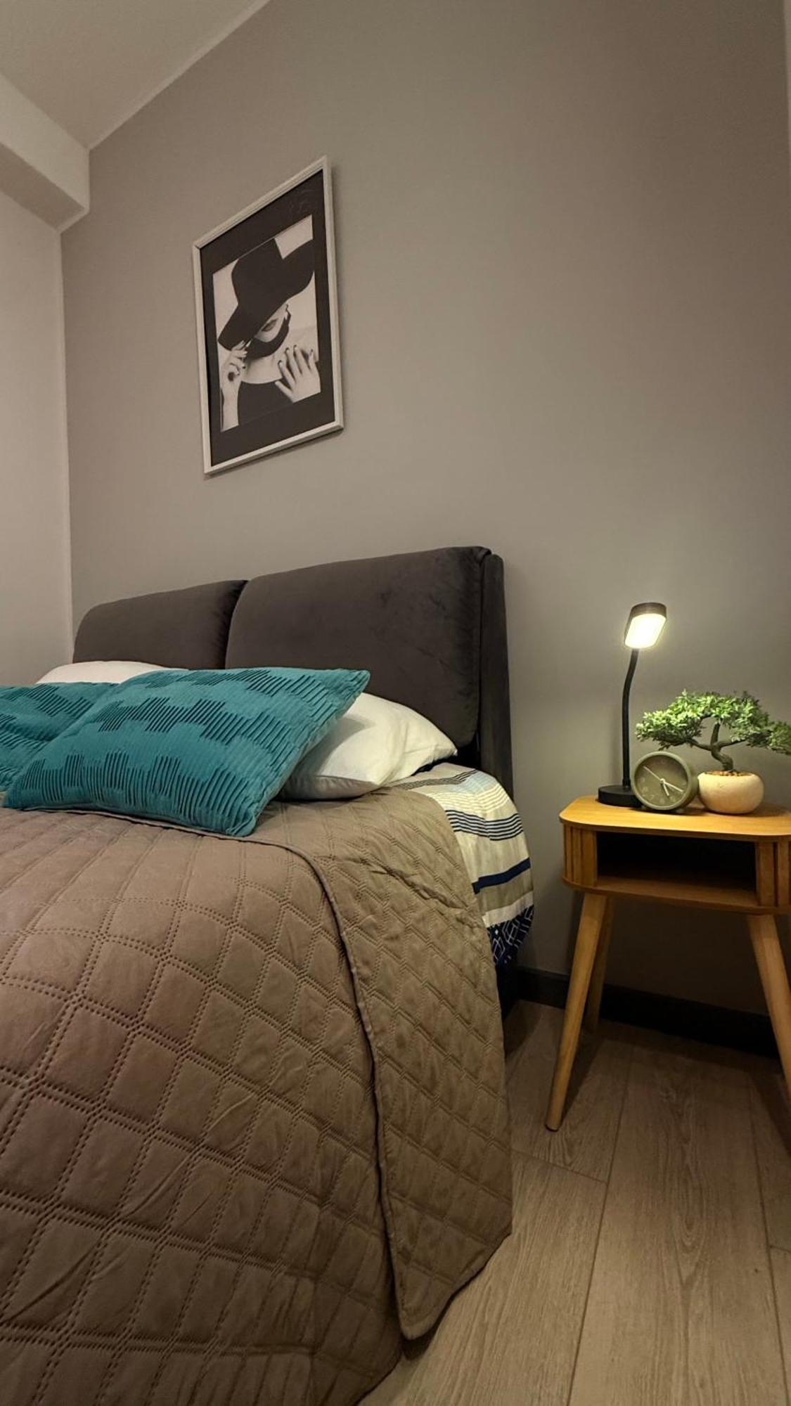 Lucian Dreams Apartment *